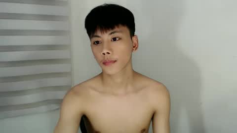 Snapshot of ynotyu chatting on October 30, 9:44 am ynotyu online show from October 30, 9:44 am