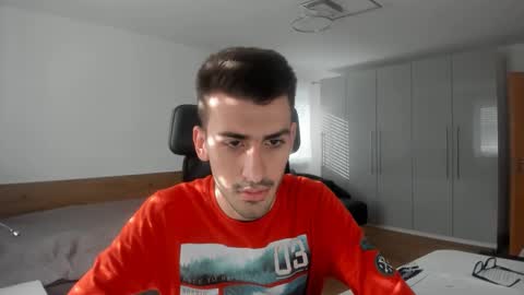 yoda130305 online show from November 18, 9:24 am