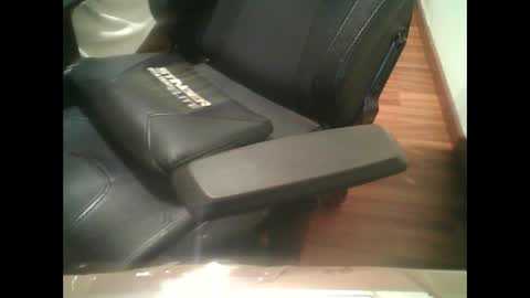 Snapshot of yokaxondoo chatting on February 16, 3:48 pm yokaxondoo online show from February 16, 3:48 pm