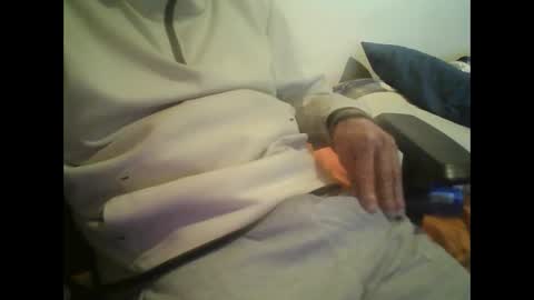 Snapshot of yokaxondoo chatting on December 24, 9:28 am yokaxondoo online show from December 24, 9:28 am