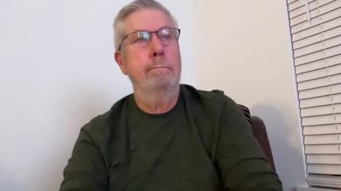 Colorado Guy Straight online show from December 30, 3:03 am