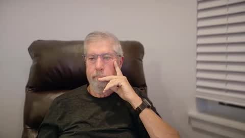 Colorado Guy Straight online show from January 10, 12:20 pm