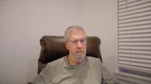 Colorado Guy Straight online show from November 20, 12:15 pm