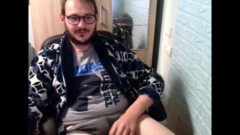 A... online show from April 7, 8:42 pm