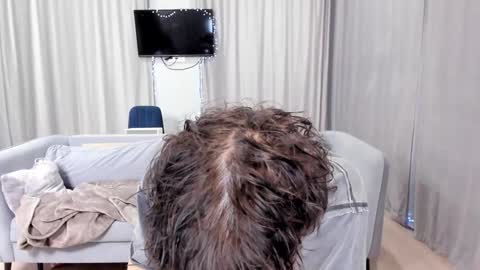 your_shy_guy online show from January 15, 7:34 pm