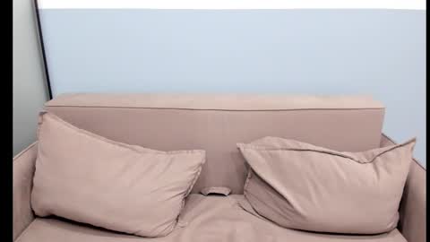 your_shy_guy online show from October 3, 5:40 pm