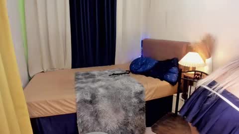 yourasian_bradley online show from February 18, 11:30 pm