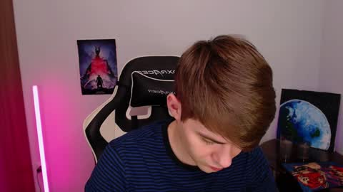 Billy online show from December 16, 1:31 am