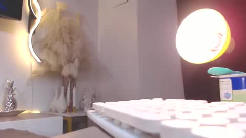 Justine online show from November 13, 9:19 pm