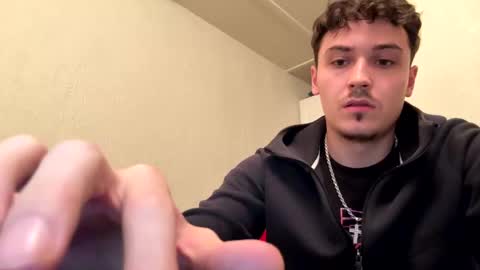 yungstudbev online show from September 10, 1:59 am