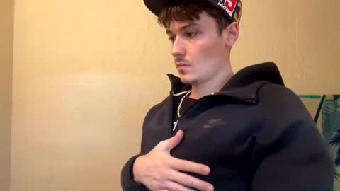 yungstudbev online show from January 14, 2:53 pm