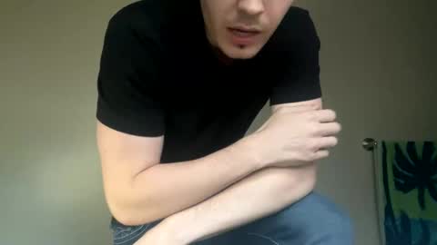 yungstudbev online show from December 9, 6:19 pm