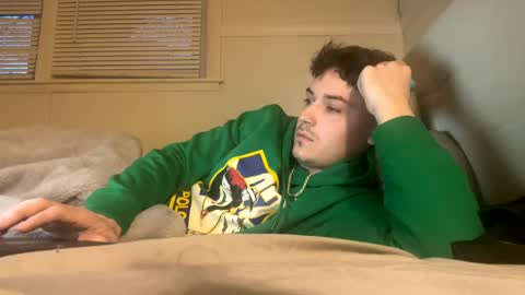 yungstudbev online show from February 20, 10:37 pm