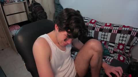 yurii_moody online show from December 15, 7:00 pm