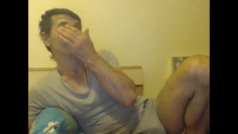 yvesstorm5 online show from February 14, 8:05 pm