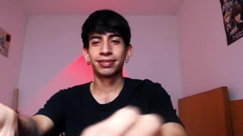 Snapshot of zack_kingg chatting on October 22, 4:21 pm Zack King online show from October 22, 4:21 pm