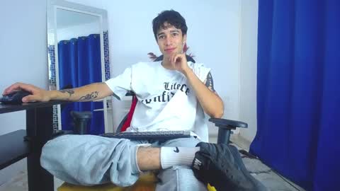 zack online show from February 1, 2:02 pm