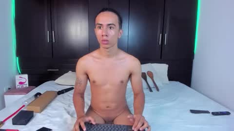 Snapshot of zadders_yb chatting on September 12, 5:18 am zadders_yb online show from September 12, 5:18 am