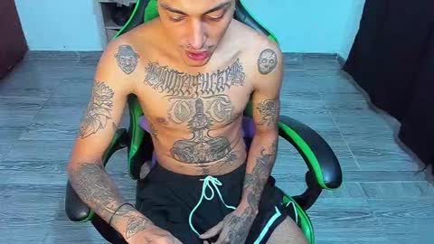 BiG Zafiro online show from March 17, 1:02 pm