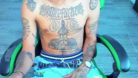 BiG Zafiro online show from April 15, 9:09 am