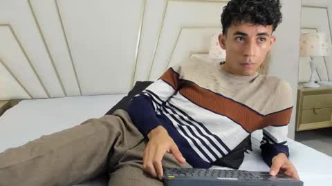 zahir_ashar online show from October 11, 11:25 am