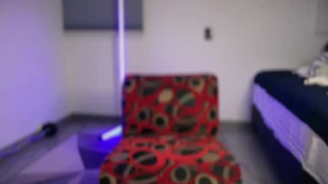 zamirxxxbig online show from February 10, 3:44 am