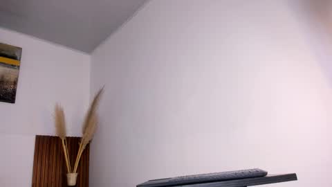 Zander online show from February 25, 3:35 pm