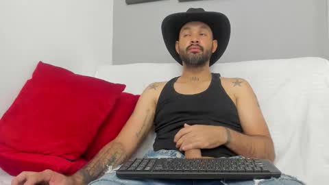 zane_cross online show from October 3, 12:10 pm