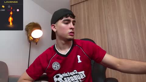 Snapshot of zenn_rush chatting on January 10, 12:15 pm Zenn online show from January 10, 12:15 pm