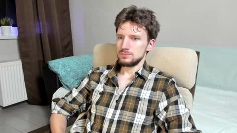 Andrew online show from December 16, 8:37 pm