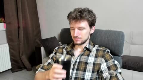 Andrew online show from January 21, 5:06 am