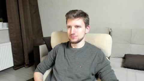 Andrew online show from April 4, 7:44 pm