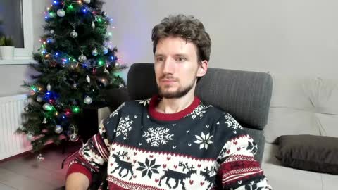 Andrew online show from December 25, 7:45 pm