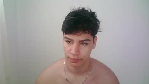 zeus_183 online show from June 11, 11:19 am