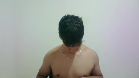 zeus_183 online show from October 3, 12:37 am