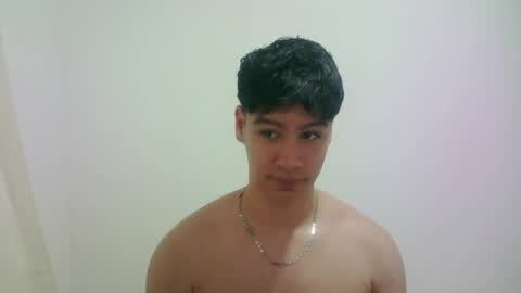 zeus_183 online show from April 6, 4:46 am