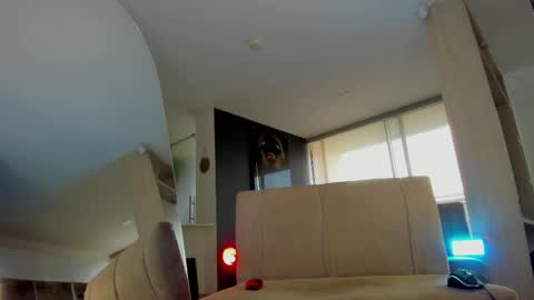 zeus online show from October 13, 9:43 pm