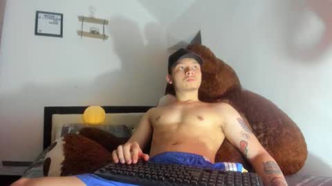 zeus online show from January 17, 10:22 pm