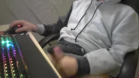 zkraston11 online show from January 12, 5:56 am