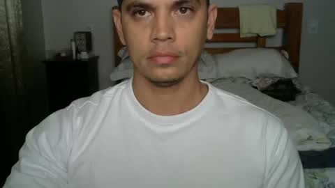 zoro_00 online show from June 8, 12:50 pm