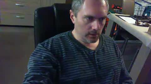 zultem online show from November 24, 4:02 am