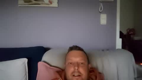 zwartepanda online show from March 11, 3:08 pm