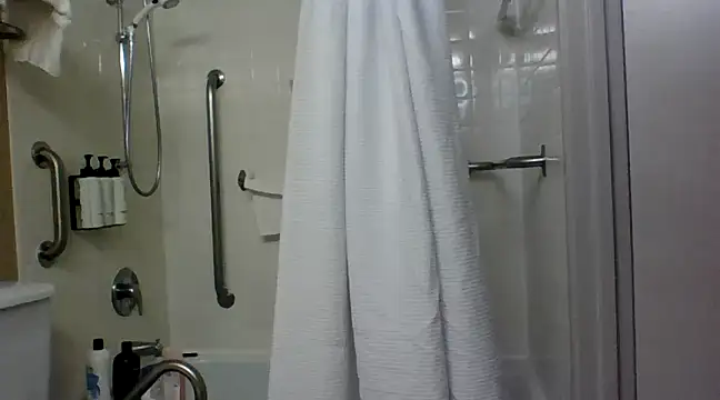 Snapshot of DADDY_KANE8--- chatting on December 9, 9:01 pm DADDY KANE8--- online show from December 9, 9:01 pm