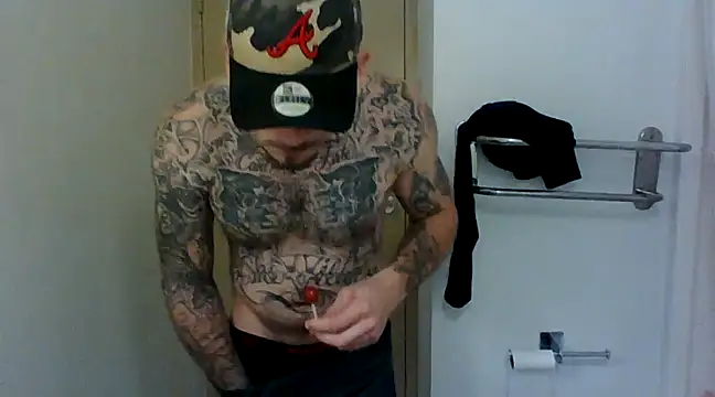 Snapshot of DADDY_KANE8--- chatting on December 19, 12:01 pm DADDY KANE8--- online show from December 19, 12:01 pm