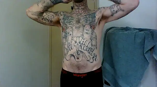 Snapshot of DADDY_KANE8--- chatting on December 20, 1:11 pm DADDY KANE8--- online show from December 20, 1:11 pm