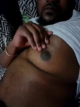 Snapshot of douksm chatting on October 21, 7:17 pm douksm online show from October 21, 7:17 pm