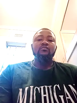 Snapshot of douksm chatting on January 27, 3:47 am douksm online show from January 27, 3:47 am