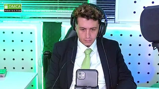 Darko0717 online show from October 8, 3:16 pm