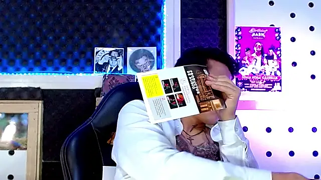 Darko0717 online show from January 31, 11:56 pm