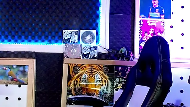 Darko0717 online show from February 11, 3:40 pm